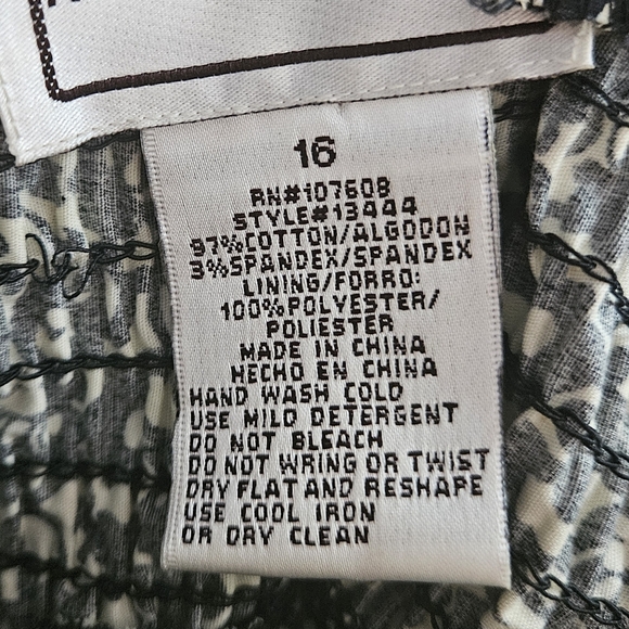 NWOT Karin Stevens black & white smocked fit & flare A-line dress Womens 16 - Picture 5 of 8